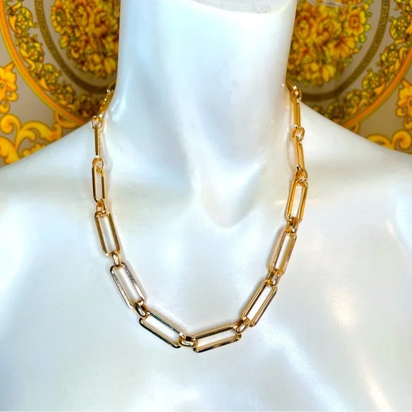 18k yellow gold plated 16” to 18” paperclip necklace ⭐️ - Picture 2 of 5